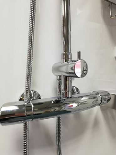 NOVASERVIS METALIA ECO+ sprchový set s termostatickou batériou, horná sprcha, ručná sprcha, teleskopická tyč, hadica, chróm SETECO/TER,0 Obrázek - fotka