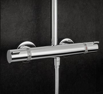 HANSGROHE CROMA SHOWERPIPE 220 sprchový set s termostatickou batériou, horná sprcha, ručná sprcha so 4 prúdmi, tyč, hadica, chróm 27185000 Obrázek - fotka