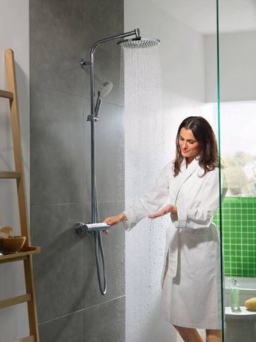 HANSGROHE CROMETTA S SHOWERPIPE 240 sprchový set s termostatickou batériou, horná sprcha, ručná sprcha s 2 prúdmi, tyč, hadica, chróm 27267000 Obrázek - fotka