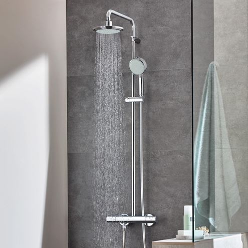 GROHE TEMPESTA COSMOPOLITAN 160 sprchový set s termostatickou batériou, horná sprcha, ručná sprcha s 2 prúdmi, chróm 27922000 Obrázek - fotka