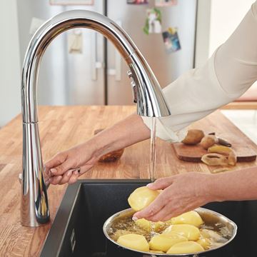 GROHE ZEDRA drezová batéria, s vyťahovacou sprškou, chróm 32294002 Obrázek - fotka