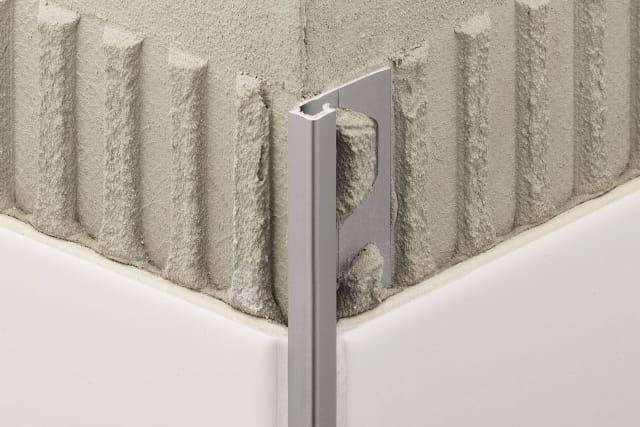 SCHLÜTER SYSTEMS QUADEC-AE ukončovací profil 12,5mm, 2500mm, hliník eloxovaný/matný chróm Q125AE Obrázek - Hlavní obrázek