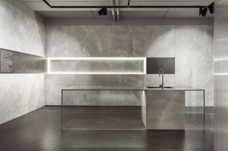 ARIOSTEA ULTRA ONICI dlažba 150x150cm, onice grigio UO6L150411 Obrázek - fotka
