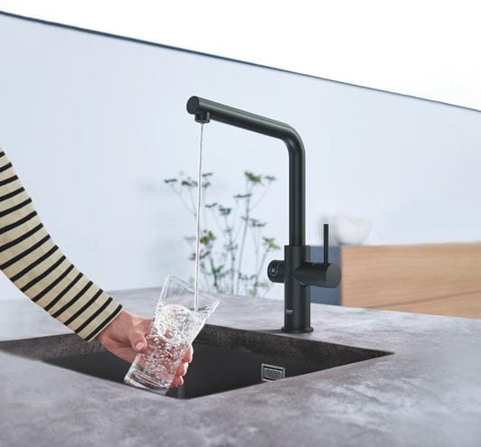 GROHE BLUE HOME drezová elektronická batéria, s filtračným a chladiacim zariadením, Bluetooth, napájanie zo siete, čierna 31454KS1 Obrázek - fotka