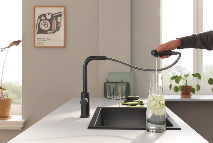 GROHE BLUE PURE MINTA drezová batéria, s vyťahovacou koncovkou, s filtračným zariadením, phamtom black 30590KF0 Obrázek - fotka