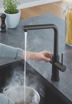 GROHE RED DUO drezová elektronická batéria, s ohrevom, veľkosť M, GROHE ChildLock, napájanie zo siete, čierna 30327KS1 Obrázek - fotka