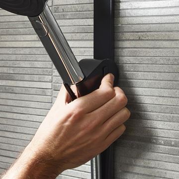 HANSGROHE WALLSTORIS nástenný otočný držiak, matná čierna 27917670 Obrázek - fotka