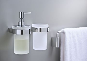 JIKA CUBITO PURE nástenný pohárik, sklo, chróm H3823B10040001 Obrázek - fotka