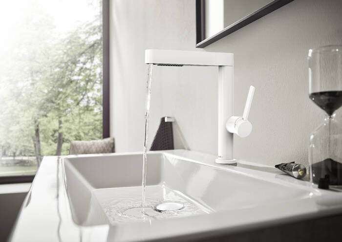 HANSGROHE FINORIS umývadlová stojanková batéria, s vyťahovacou sprškou a odtokovou súpravou, EcoSmart, matná biela 76063700 Obrázek - fotka