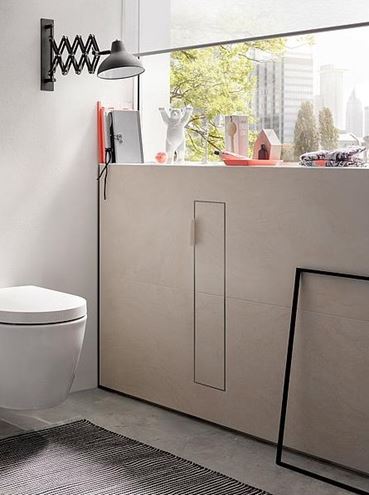CONCEPT 300 nízka skrinka 15,3x15x80,3 cm, 1 dvierka, pánty vpravo, Push-open, s držiakom toaletného papiera, s WC štetkou, na obloženie 015-2072 Obrázek - fotka