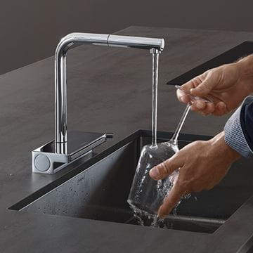 HANSGROHE AQUNO SELECT M81 drezová batéria, s vyťahovacou koncovkou a plochou sprškou, chróm 73836000 Obrázek - fotka