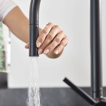 HANSGROHE TALIS M54 drezová batéria, s vyťahovacou sprškou, matná čierna 72800670 Obrázek - fotka