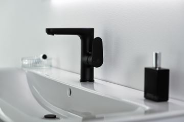 IDEAL STANDARD CERAFINE O umývadlová stojanková batéria, hodvábna čierna BC555XG Obrázek - fotka